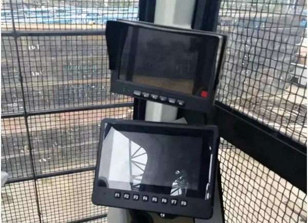 碩博電子顯示屏在宇通重工強(qiáng)夯機(jī)的應(yīng)用.jpg 碩博電子顯示屏在宇通重工強(qiáng)夯機(jī)的應(yīng)用.jpg